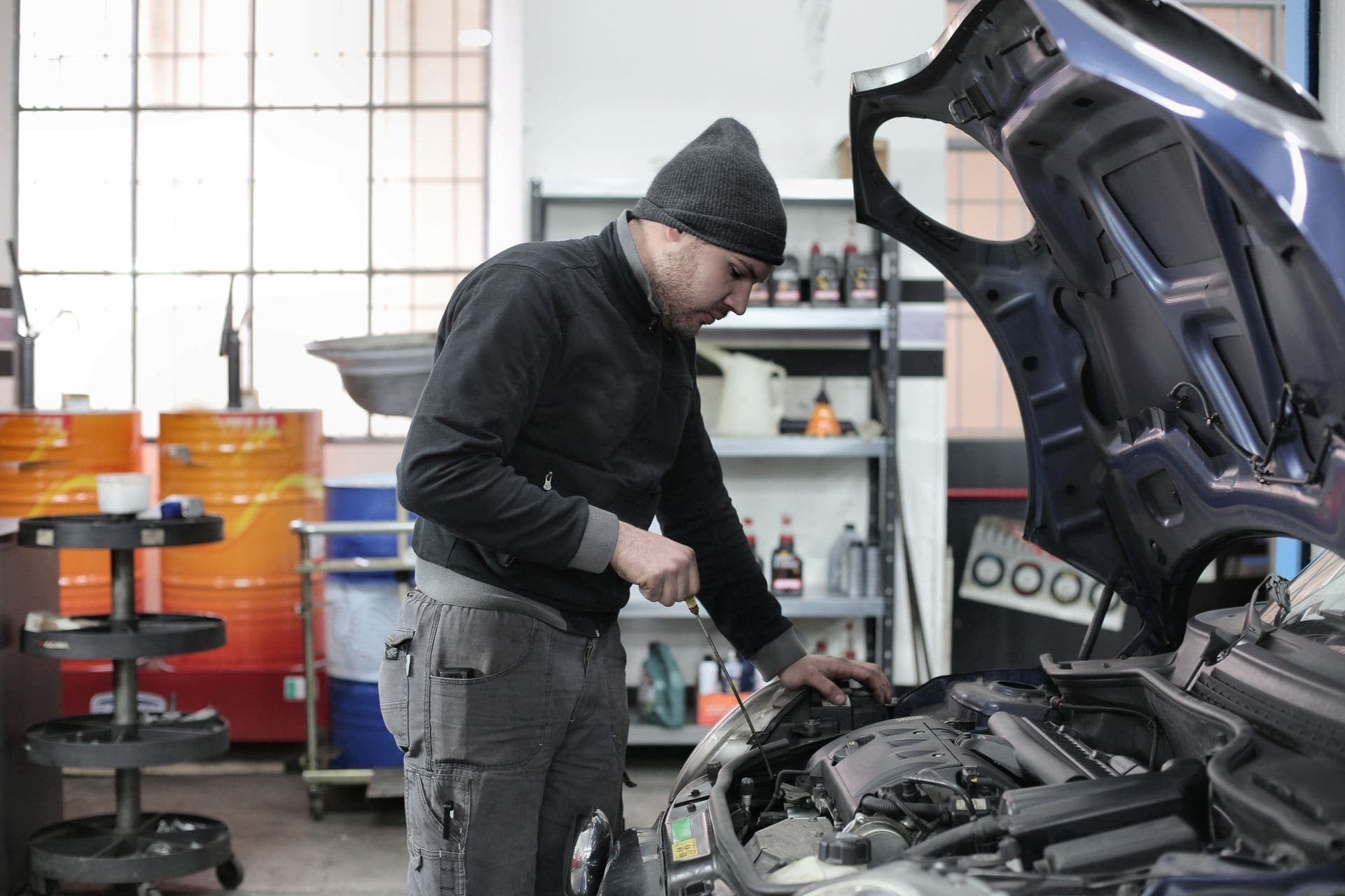 Automotive service workshop